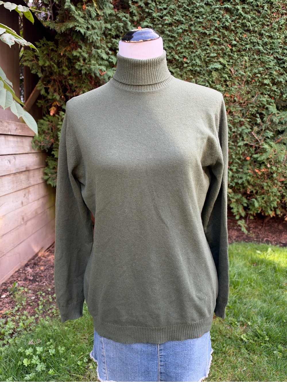 Ballantyne of Peebles Olive Turtleneck Cashmere Sweater